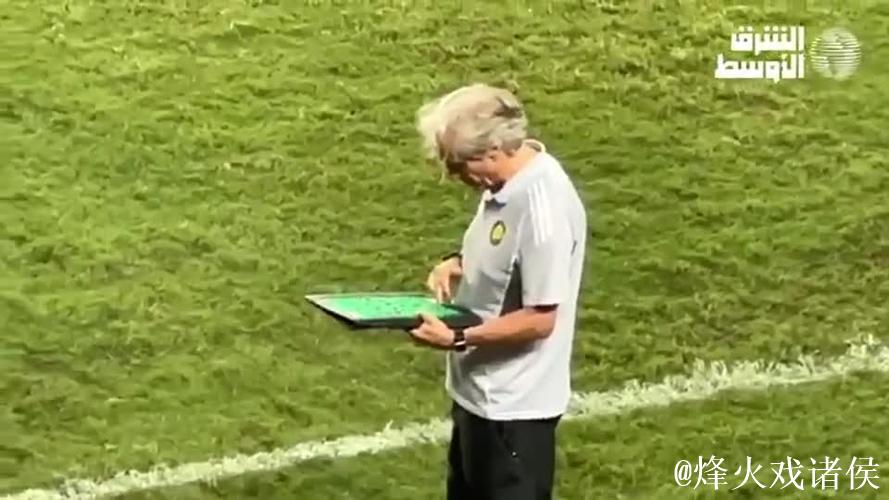 胡安-热苏斯：输本菲卡与其说是战术问题，不如