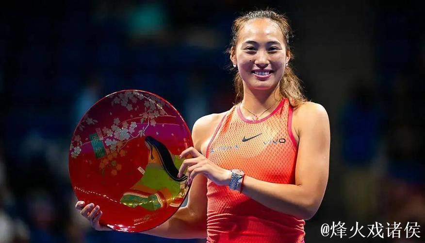 东京站郑钦文全场轰16记Ace 2-0肯宁夺赛季第3冠